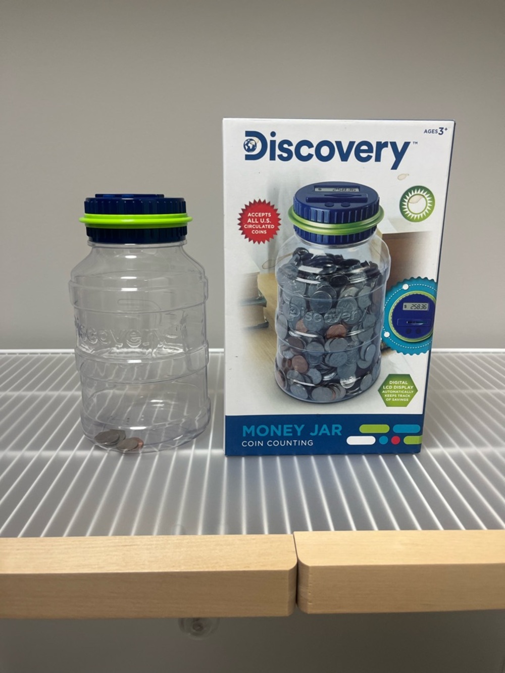 Discovery Kids Clear Coin Counting Money Jar with Blue and Green Lid NWT